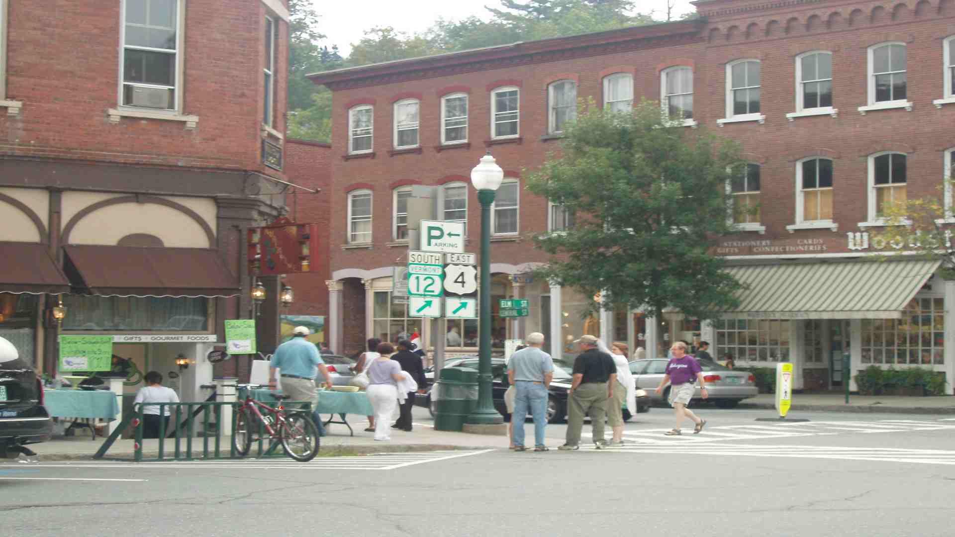 August Side Walk Sale Days Woodstock VT